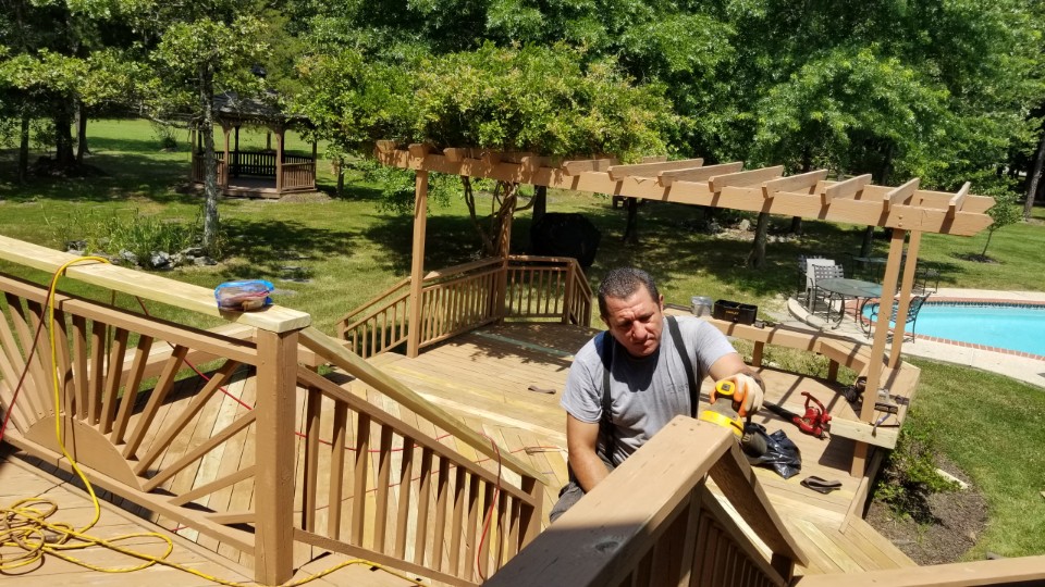 Experience the Difference Expert Deck Construction Services